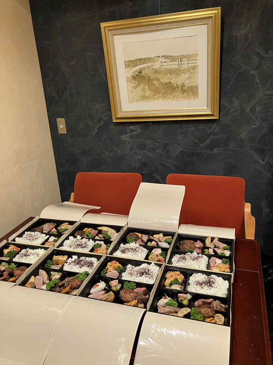 Wine Cave Raiseの特製お弁当＆オードブル