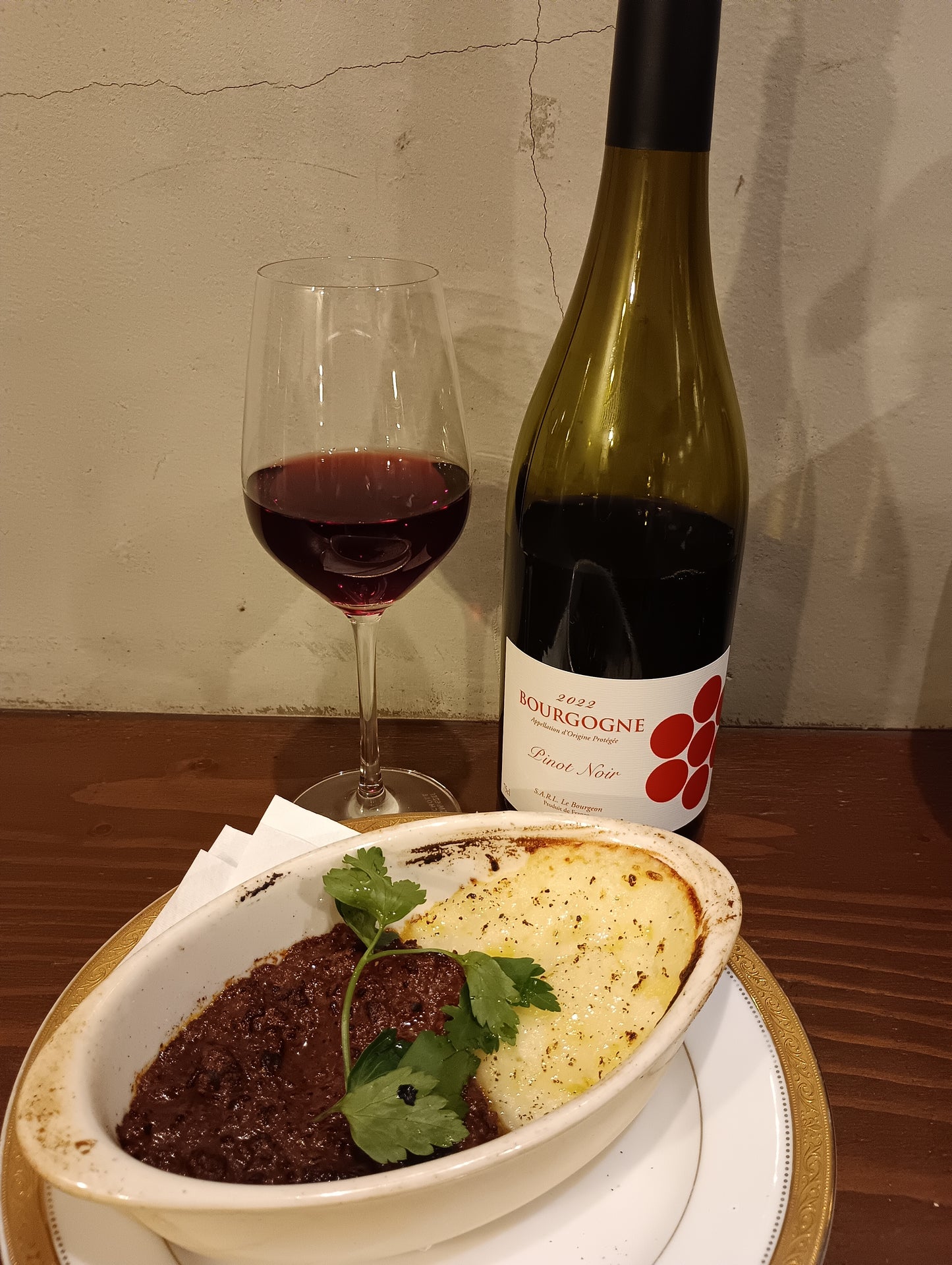 ２０２６年１月　【ペアリング】月替わり赤ワイン　ブルゴーニュ　ピノ・ノワール　2022　赤　 フランス産