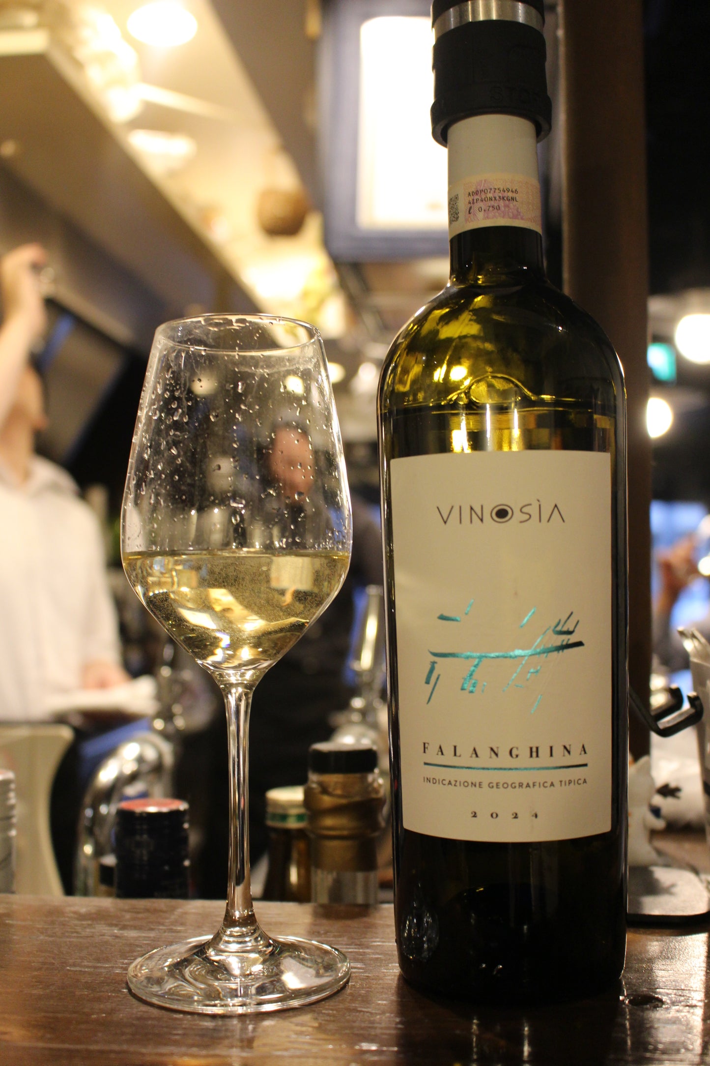 ２０２５年１１月　月替わり白ワイン　ファランギーナ　２０2４　白　イタリア産