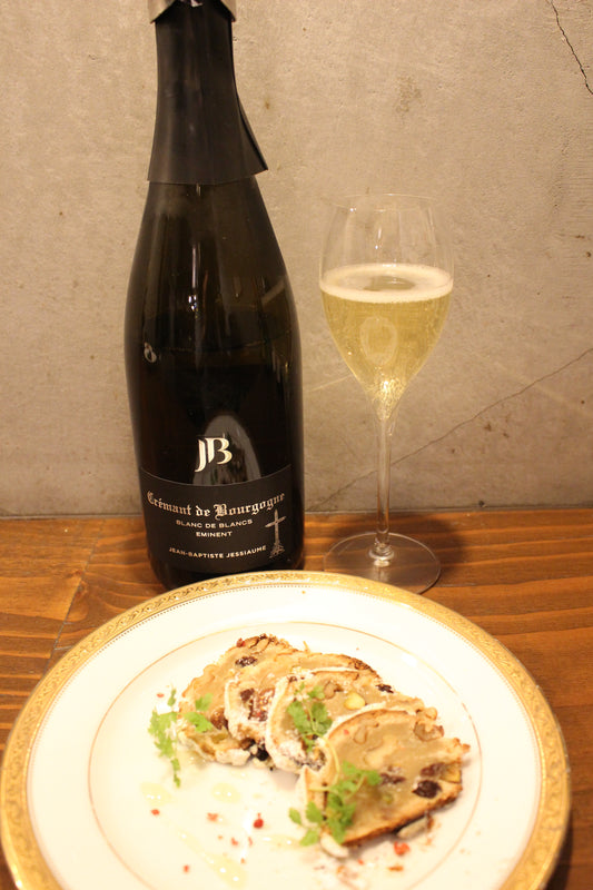 ２０２５年１２月　【ペアリング】月替わり泡ワイン　クレマン・ド・ブルゴーニュ　ブラン・ド・ブラン　NV  泡　フランス産